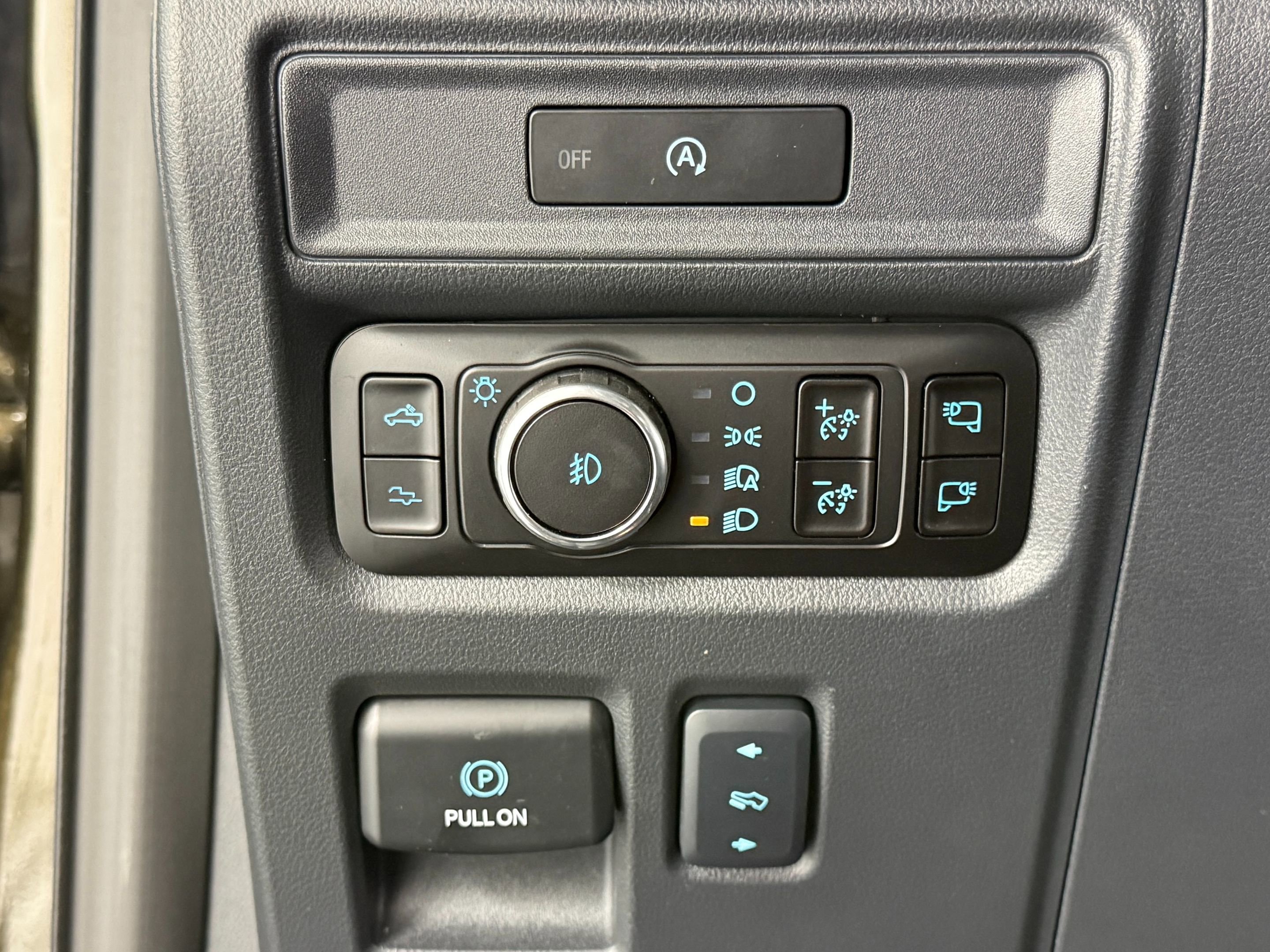 Used 2025 Ford F150 Raptor AWD/4WD image 30