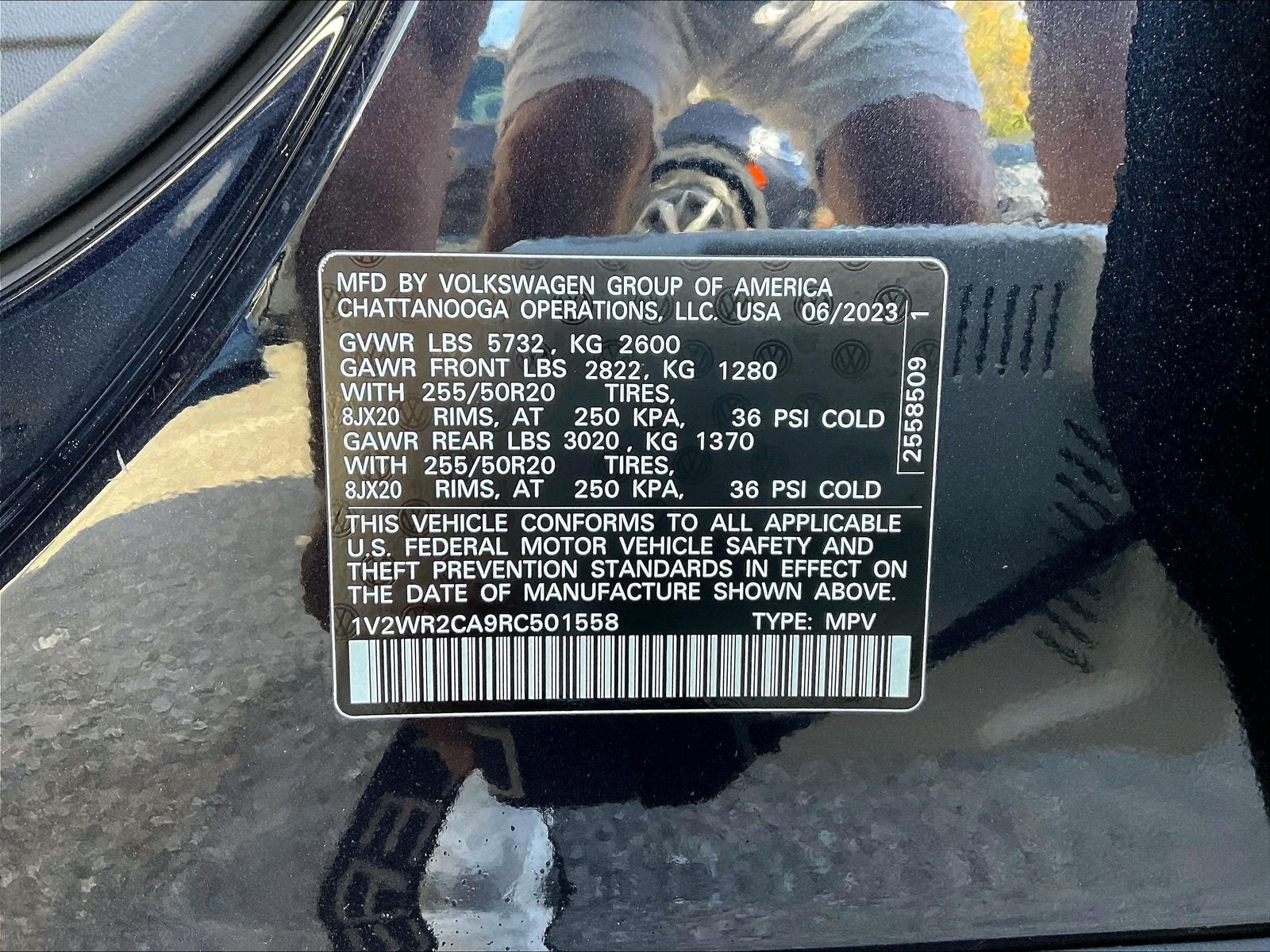 Certified 2024 Volkswagen Atlas SE FWD image 32