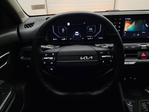 Used 2025 Kia K4 EX FWD image 22