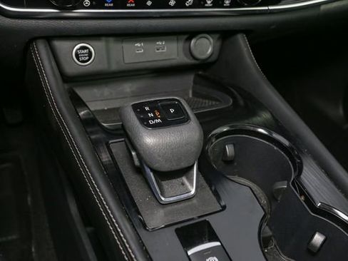 Used 2023 Nissan Rogue SL w/ SL Premium Package image 27