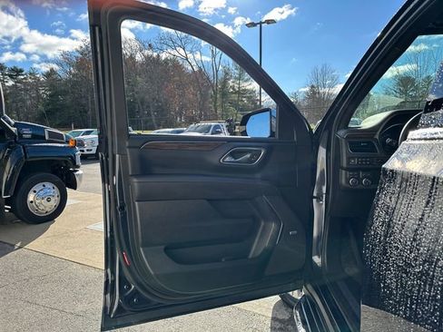 Used 2024 Chevrolet Tahoe Premier image 24