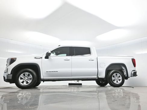Used 2024 GMC Sierra 1500 SLE RWD image 7