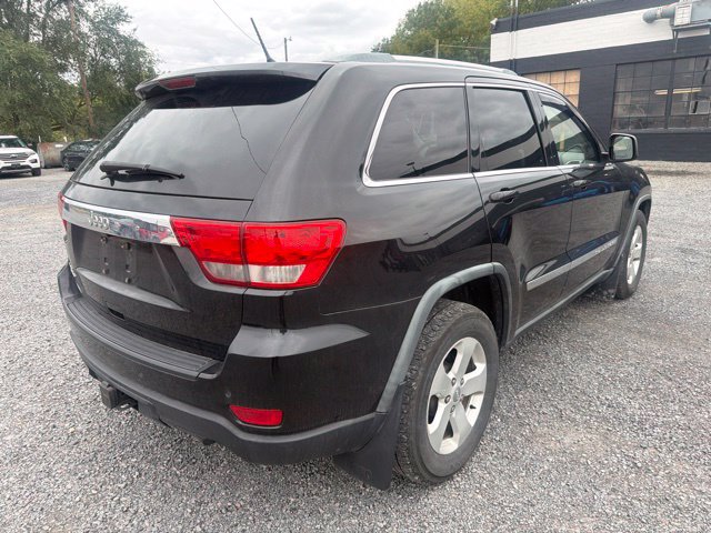 Used 2012 Jeep Grand Cherokee Laredo AWD/4WD image 3