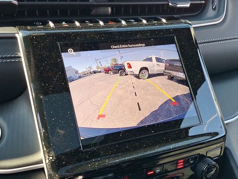 New 2025 Jeep Grand Cherokee Altitude image 17