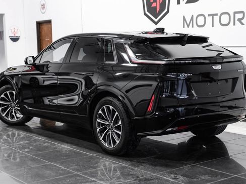 Used 2024 Cadillac Lyriq Sport AWD/4WD image 11