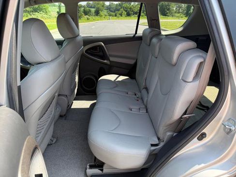 Used 2010 Toyota RAV4 Limited AWD/4WD image 15