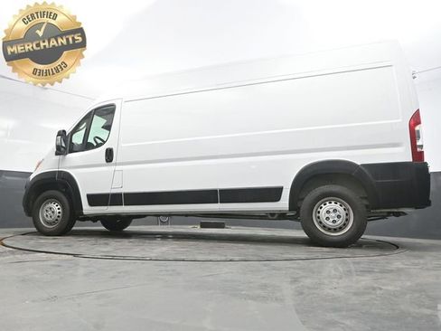 Used 2025 RAM ProMaster 2500 w/ Convenience Group image 35