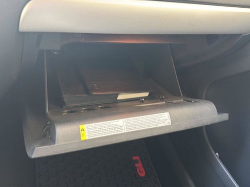 Used 2014 Volkswagen Jetta GLI Autobahn image 34