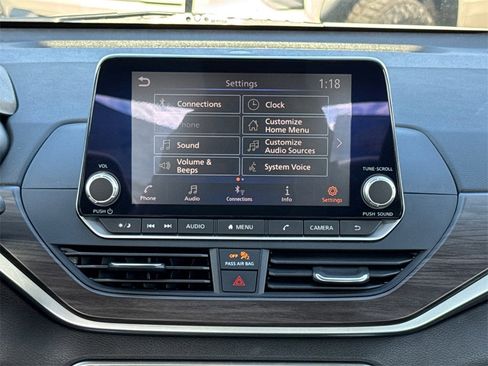 Used 2023 Nissan Altima 2.5 SV image 23