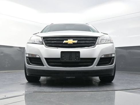 Used 2017 Chevrolet Traverse LS AWD/4WD image 32