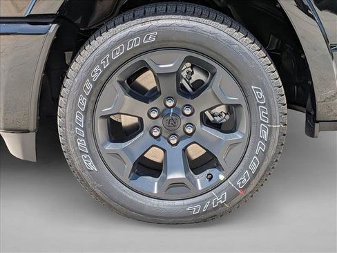 New 2026 RAM 1500 Big Horn AWD/4WD image 10