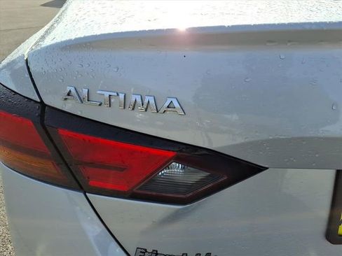 Used 2022 Nissan Altima 2.5 SV w/ SV Premium Package image 8