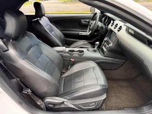 Used 2017 Ford Mustang Premium RWD image 8