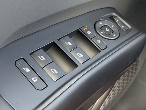 New 2026 Kia EV9 Wind image 30