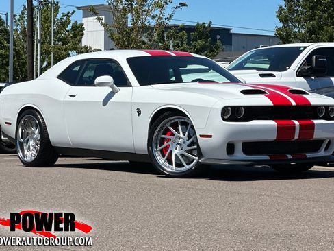 Used 2023 Dodge Challenger SRT Hellcat w/ Driver Convenience Group RWD image 1