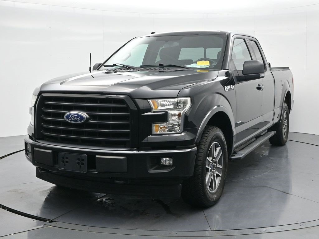 Used 2017 Ford F150 XLT w/ Equipment Group 302A Luxury AWD/4WD image 5