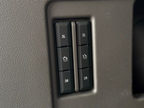 Used 2024 Lincoln Navigator L Reserve image 37