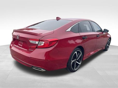 Used 2019 Honda Accord Sport image 11
