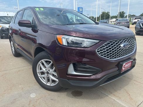 Used 2023 Ford Edge SEL image 1
