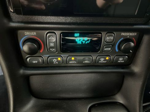 Used 2004 Chevrolet Corvette Z06 w/ Z06 Preferred Equipment Group image 15