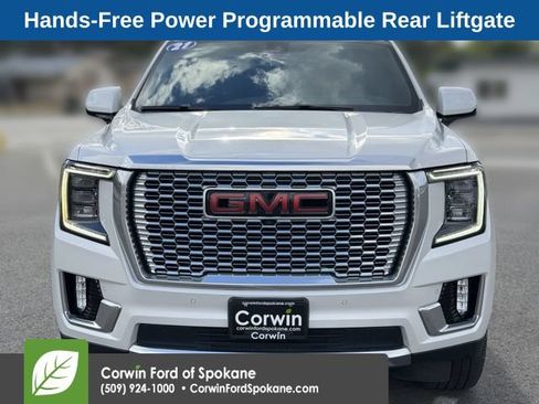 Used 2021 GMC Yukon XL Denali w/ Advanced Technology Package AWD/4WD image 7
