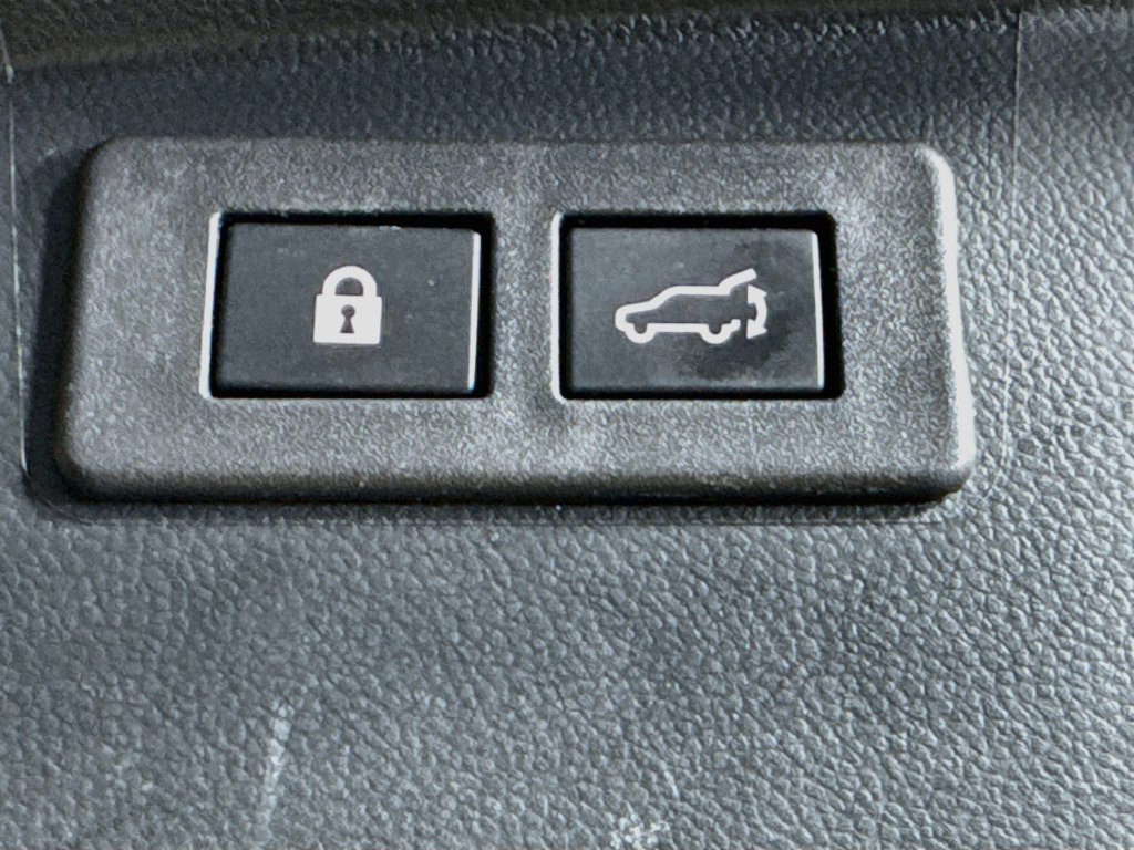 Used 2020 Subaru Outback Limited XT w/ Popular Package #2 AWD/4WD image 33