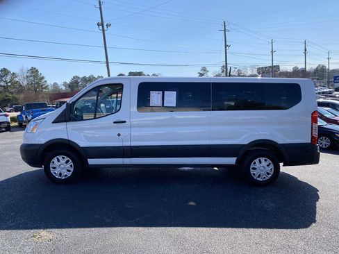 Used 2019 Ford Transit 350 XLT image 9