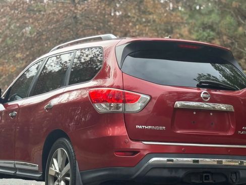 Used 2014 Nissan Pathfinder Platinum w/ Platinum Premium Package image 7