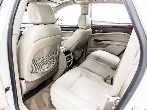 Used 2014 Cadillac SRX Luxury w/ Driver Awareness Package image 30