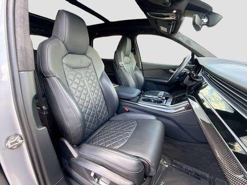 Used 2021 Audi SQ7 Prestige AWD/4WD image 16