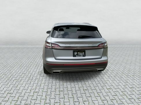Used 2021 Lincoln Nautilus Reserve w/ Cargo Utility Package AWD/4WD image 7