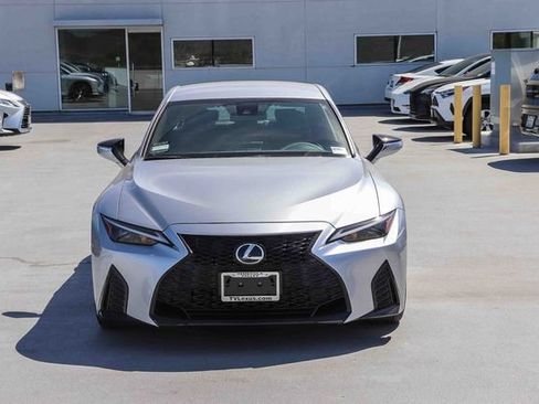 Used 2025 Lexus IS 300 F Sport RWD image 2