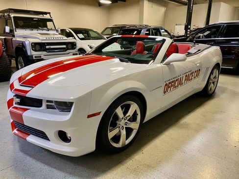 Used 2011 Chevrolet Camaro SS w/ RS Package image 3