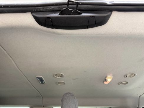 Used 2015 Ford Transit 350 XLT image 33