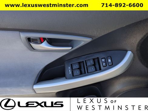 Used 2015 Toyota Prius Two image 17