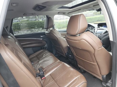 Used 2017 Acura MDX SH-AWD image 32