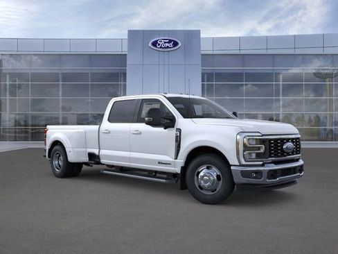 New 2026 Ford F350 Lariat RWD image 8