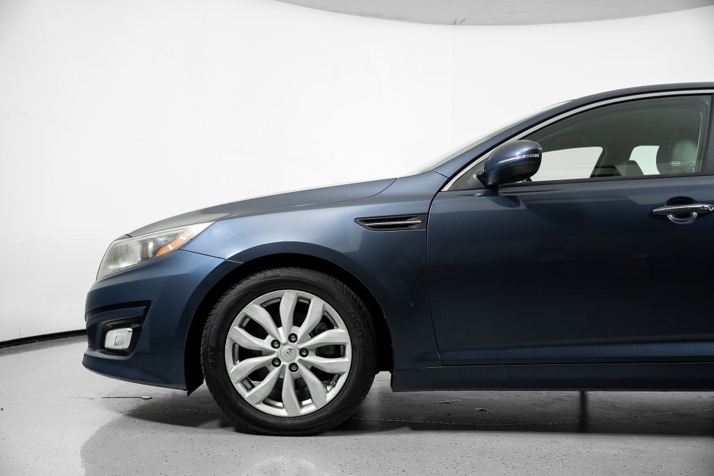 Used 2015 Kia Optima EX FWD image 12