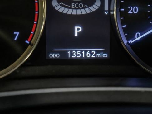 Used 2017 Lexus IS 200t w/ Premium Package RWD image 24