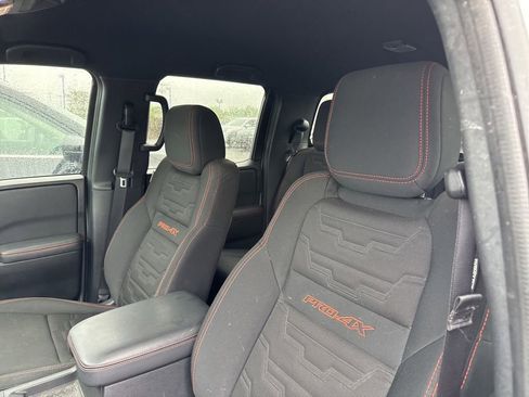 Used 2023 Nissan Frontier PRO-4X w/ Technology Package AWD/4WD image 10