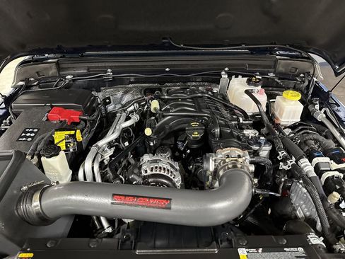 Used 2025 Jeep Gladiator Rubicon image 25