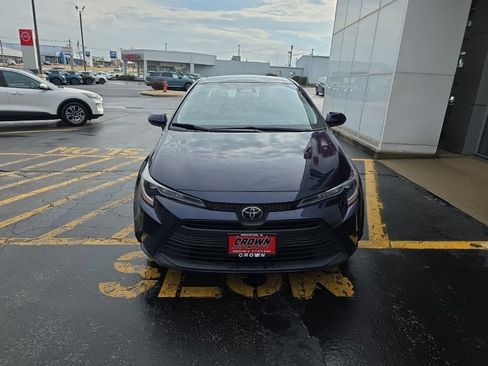 Used 2025 Toyota Corolla LE FWD image 10