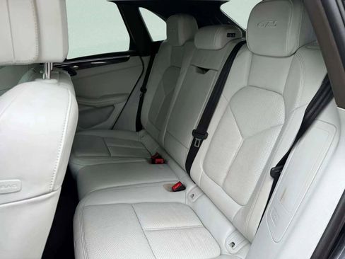 Used 2018 Porsche Macan GTS image 18
