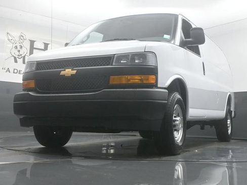 New 2026 Chevrolet Express 2500 w/ Driver Convenience Package RWD image 34