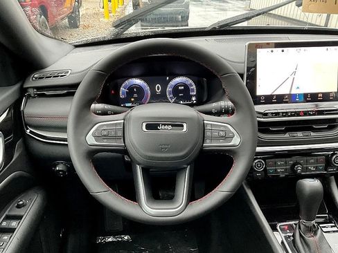 New 2026 Jeep Compass Trailhawk w/ Sun, Sound & Navigation Group image 31