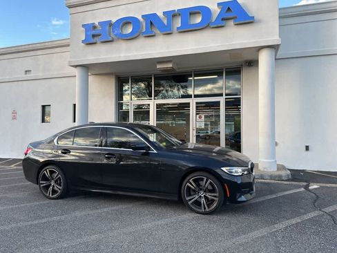 Used 2021 BMW 330e xDrive w/ Premium Package AWD/4WD image 12