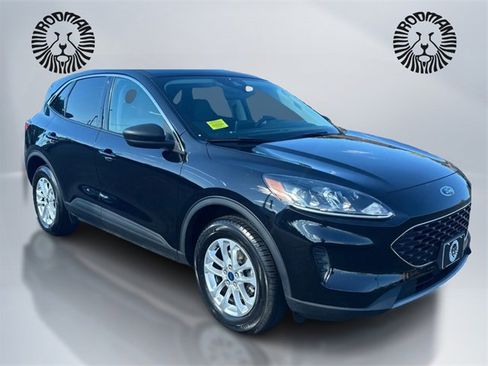 Certified 2022 Ford Escape SE w/ Convenience Package image 3