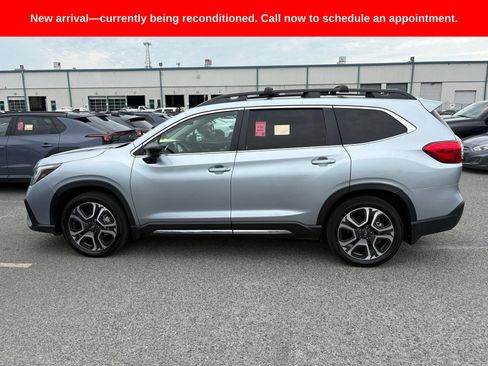 Used 2024 Subaru Ascent Limited w/ Technology Package AWD/4WD image 8