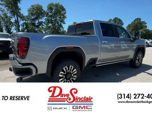 New 2026 GMC Sierra 2500 Denali Ultimate AWD/4WD image 8