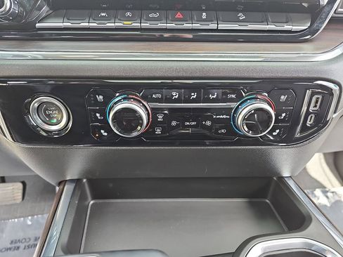 Used 2023 GMC Sierra 1500 SLT w/ SLT Premium Package image 20